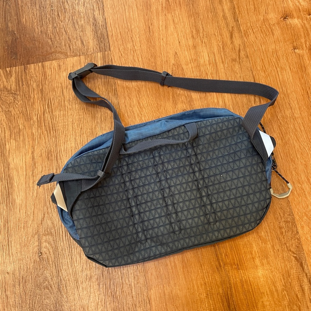 Eagle Creek Ranger XE 3L Hiking Fanny Hip Pack Blue Ripstop Outdoor Travel - Picture 6 of 9